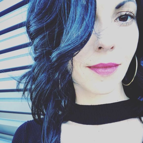 Meet your Posher, Sarah - Picture 1 of 1